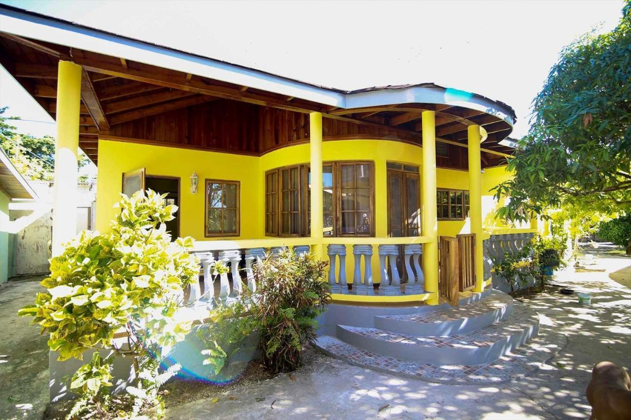 R&V Villa Negril Bagian luar foto