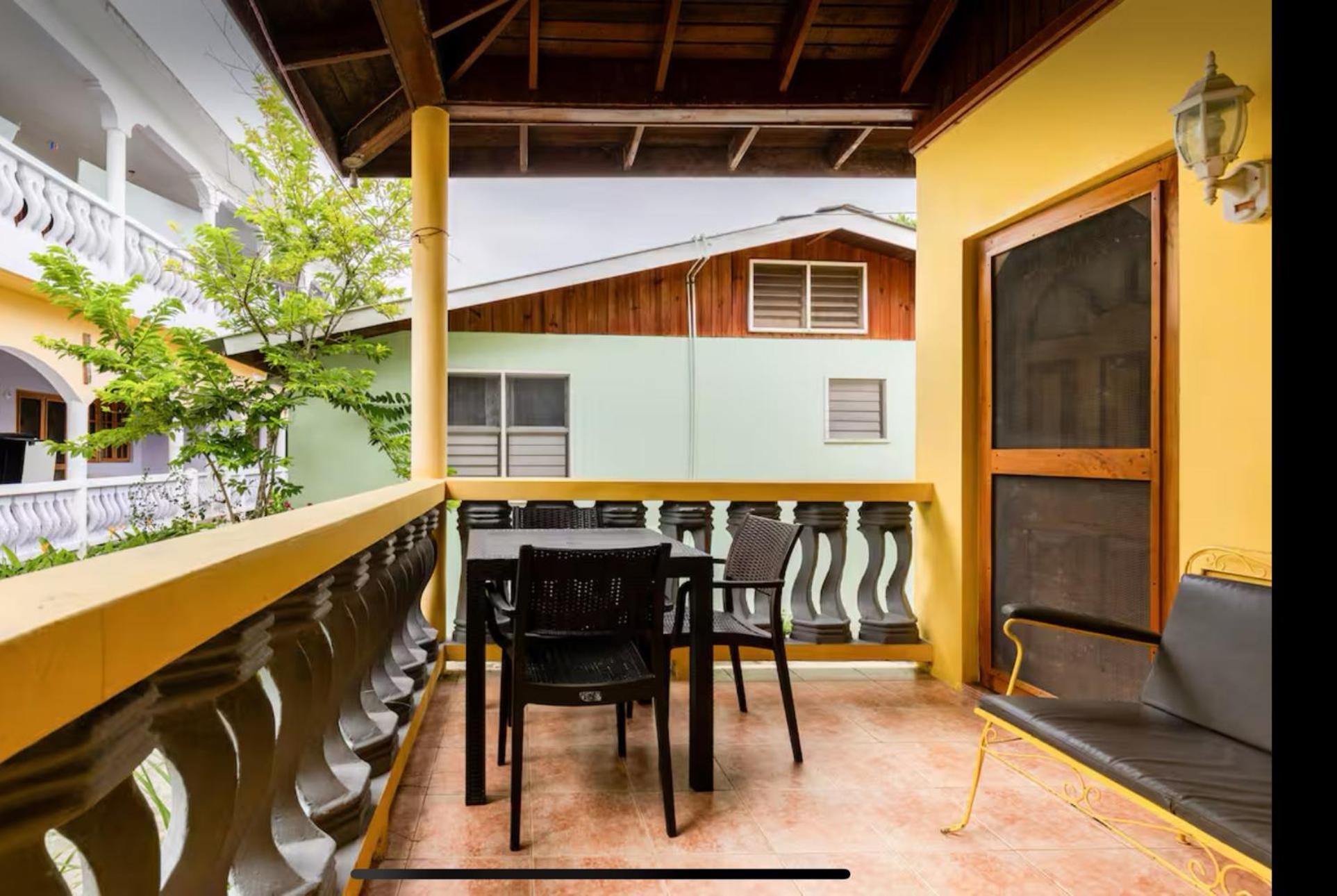 R&V Villa Negril Bagian luar foto